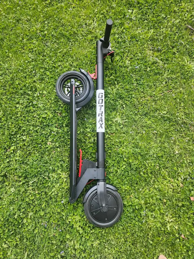Escooter for sale 
62863735941763123