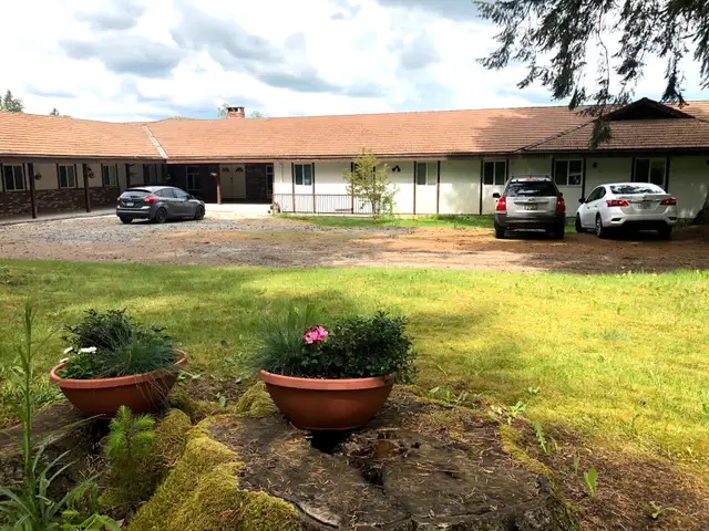 Affordable Room for Rent for women  on Peaceful 5-Acre Property in Room Rentals & Roommates in Delta/Surrey/Langley - Image 10