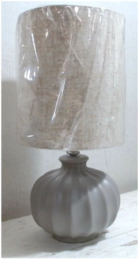 (Brand New) Table Lamp with Ceramic base, 16.75  Inch