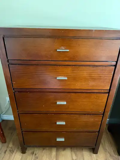 Dresser to go, View more