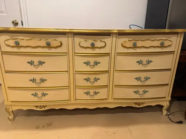 Bunkbed,dresser and tv stand in Dressers & Wardrobes in Kingston - Image 6