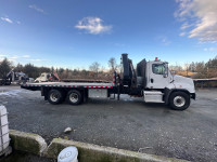 Freightliner 114sd spd with 10 ton knuckle boom