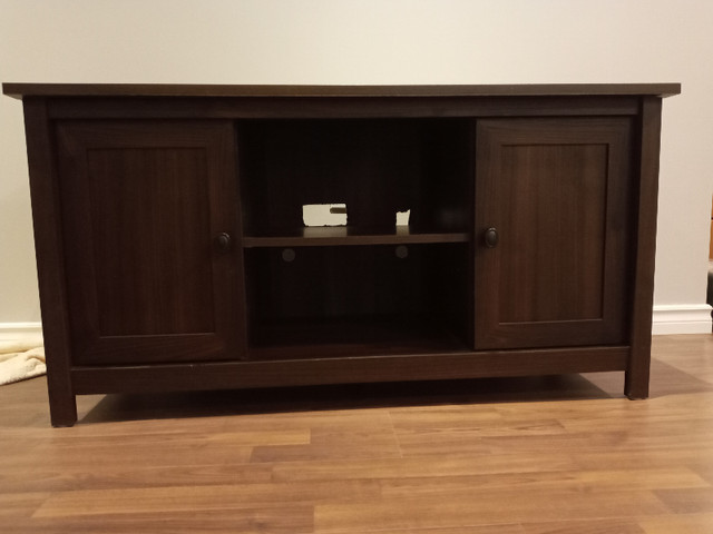 TV Stand & Media Storage Console Cabinet in TVs in Oshawa / Durham Region