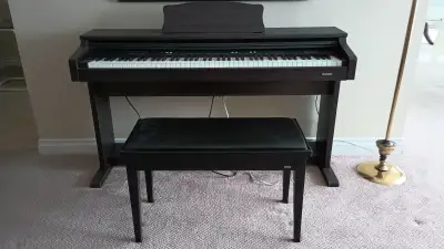 Suzuki Digital Piano with Bench, View more