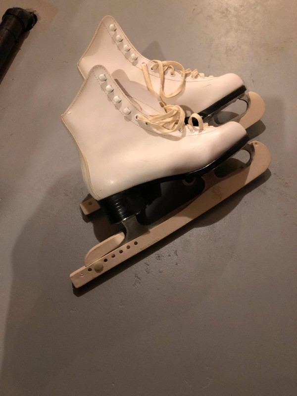 Ladies Figure Skates in Skates & Blades in Strathcona County