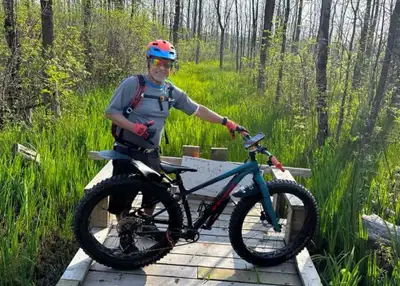 TREK FARLEY 5 FAT TIRE BIKE 27.5 MEDIUM, View more