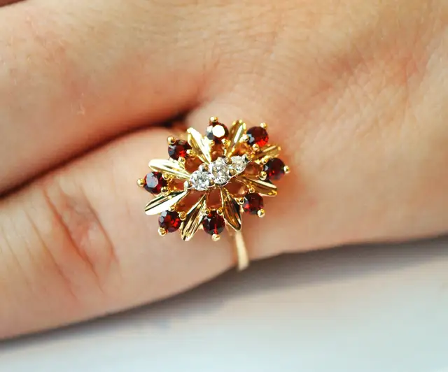 14K GOLD DIAMOND RING in Jewellery & Watches in Ottawa - Image 2