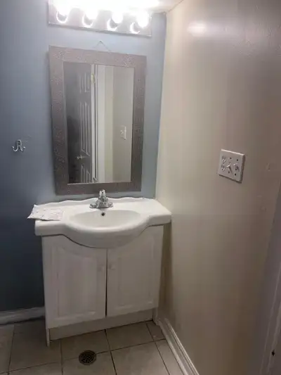 2 Bedroom basement for Rent Brampton