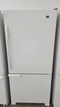 Econoplus Réfrigérateur Maytag Congélateur Inférieur très propre