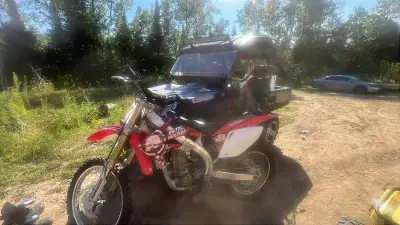 4800 OBO!! Motor is brand new it has been all re done! Just one tank of gas has been burn on the new...