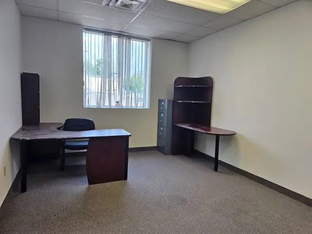 Office Space for Rent in North York in Commercial & Office Space for Rent in City of Toronto - Image 6