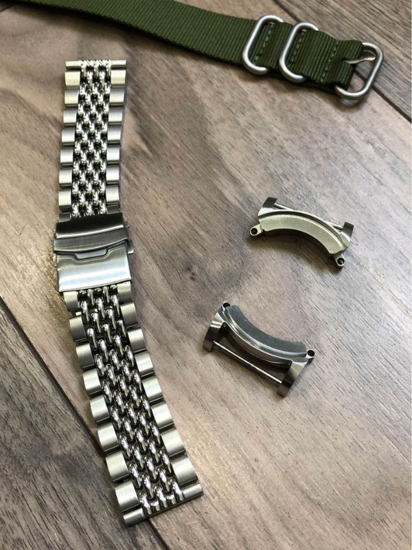 COMME NEUF! Adaptateurs et bracelets Citizen Ecozilla BJ8050-08E dans Bijoux et montres  à Ville de Montréal - Image 2
