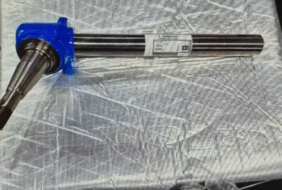 Ford Spindle RH Fits Ford 2310, 2810, 2910, 3600, 3610, 3910, 4100, 4110, 4600, 4610,