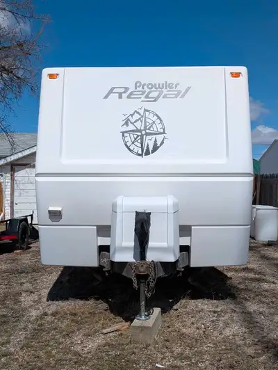 I'm selling a well-maintained 2005 Fleetwood Prowler Regal travel trailer, perfect for your next adv...
