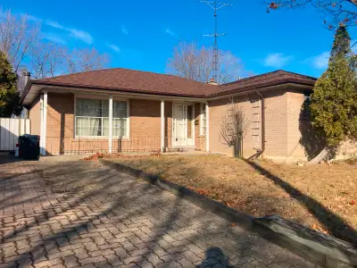 Spacious 3 Bedroom and 1 Bathroom House