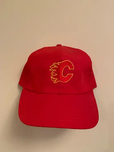 Vintage Calgary Flames Cap, View more