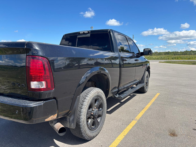2016 ram 2500 Cummins in Cars & Trucks in Kawartha Lakes - Image 4