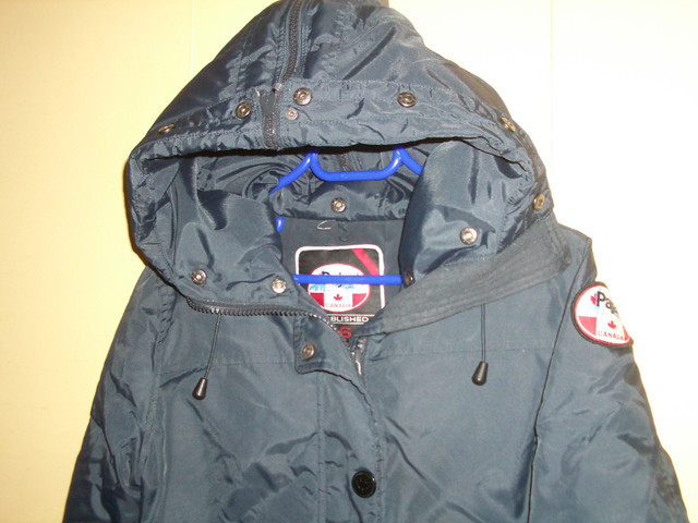 PAJAR -- duvet mantetau hiver parka down winter jacket size S/ M dans Femmes - Hauts et vêtements d'extérieur  à Ville de Montréal - Image 2