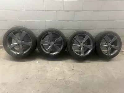Michelin X-ICE 3 Winter Tires + 18” Audi Rims Excellent Condition Tire Size: 225/45R18 Rim Size: 18...