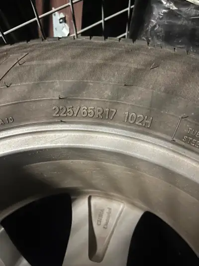 Three (3) OEM all-season 225/65R17 102H tires with rims off 2023 Rav4. 15,000 km. 4th was the spare...
