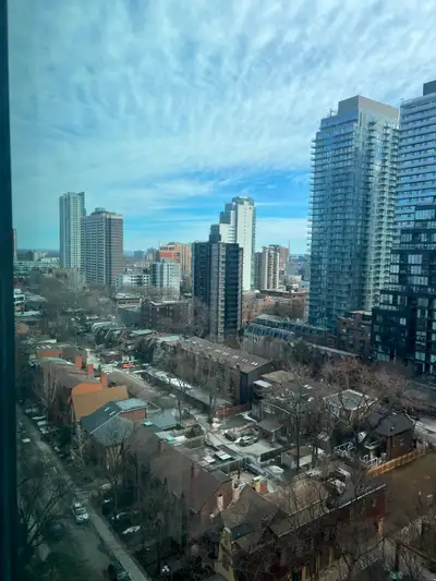 Private bedroom with its own bathroom available in a 2 bed / 2 bath unit at The Ivy (8 Gloucester St...