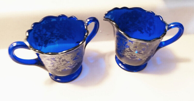 Vintage Cobalt Blue Glass Creamer and Sugar Bowl in Arts & Collectibles in Oshawa / Durham Region - Image 3