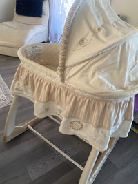 Baby bassinet 