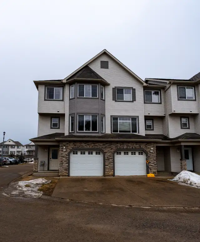 24-400 Williams Dr, Fort McMurray AB