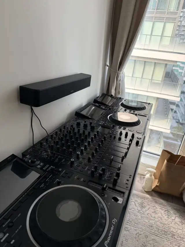 CDJ 3000 - MINT CONDITION in Performance & DJ Equipment in City of Toronto - Image 5
