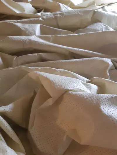 Simioniz pickup truck cover in new condition. Universal fit, fits regular cab short box pickup truck...