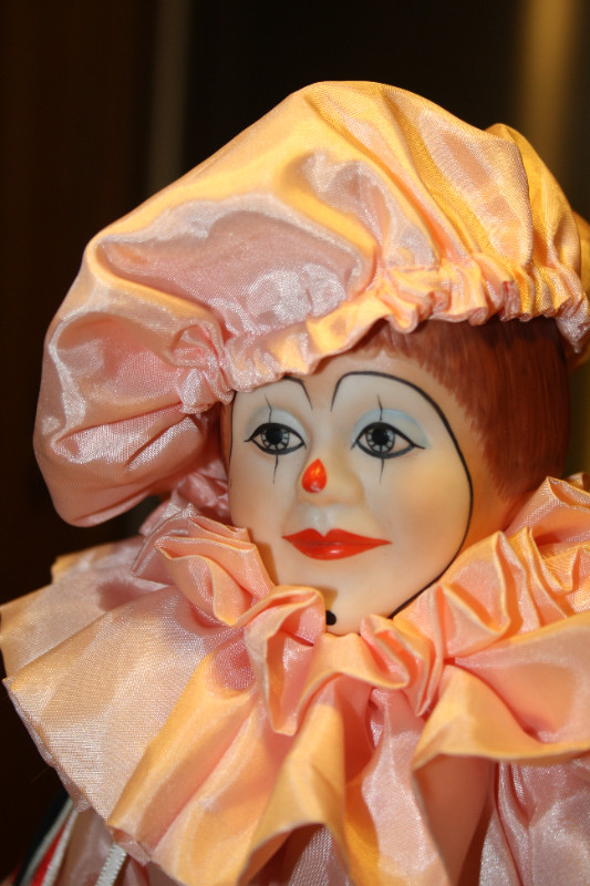 Clown Doll with windup music box–MUSICAL MICHAEL Limited Edition in Arts & Collectibles in Saint John - Image 3
