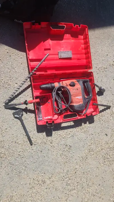 Hilti te 70 atc hammer drill 375 in bits/chissells 1100$ cash, View more