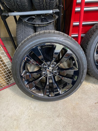 20Inch Dodge Charger SRT wheels on 245/45/20 Bridgestone winters