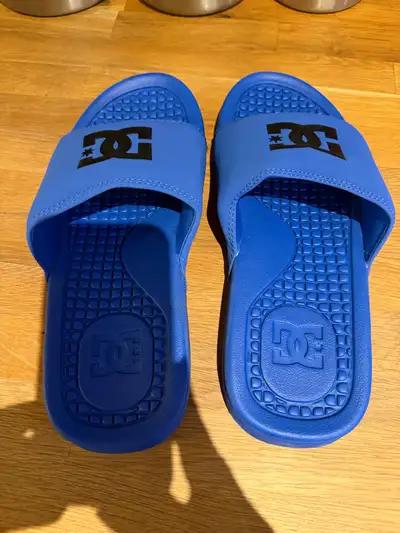NEW! Blue DC Slides Size 11, View more