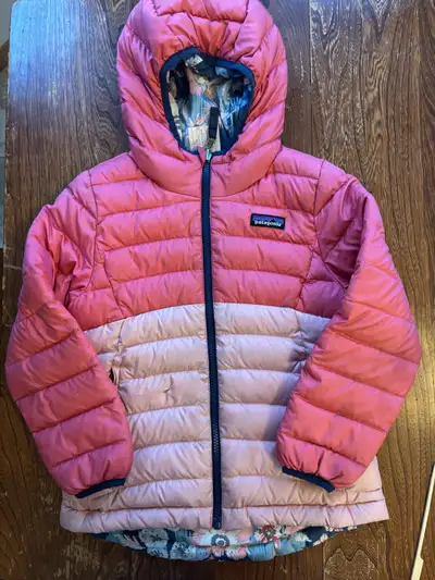 Girls Patagonia down hoody- reversible, View more