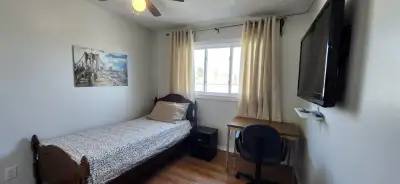 Room in Filipino Family Home – Clean, Responsible Tenant