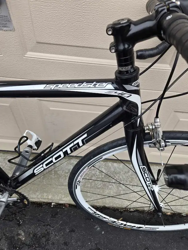 Scott Speedster S40 road bike.  in Road in Barrie - Image 4