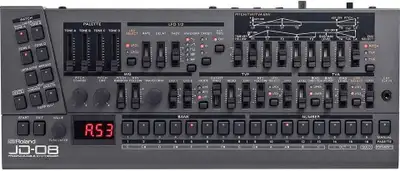Roland JD-08 Boutique Series Programmable Synthesizer Module, View more