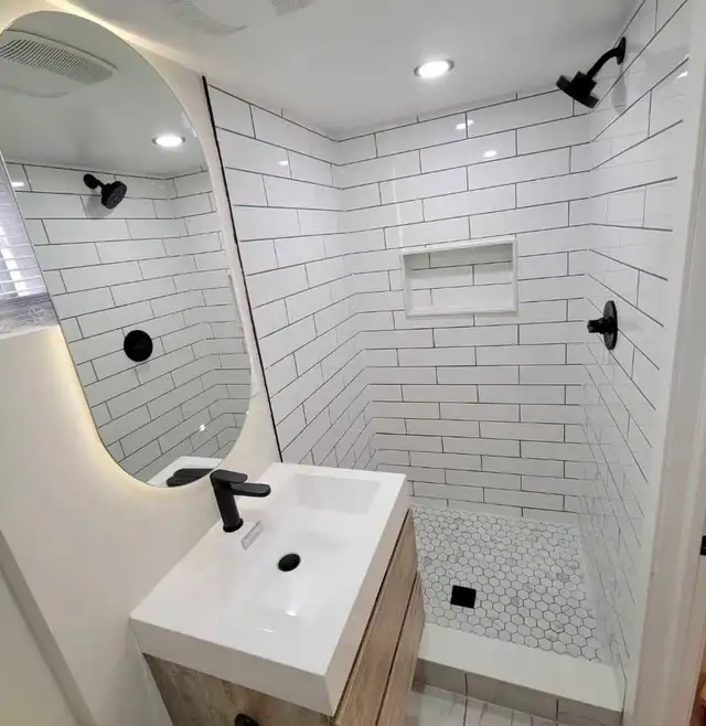 TILE INSTALLER LOOKING FOR EXTRA WORK 505382094378772486