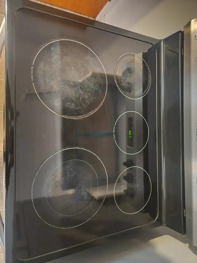 Électroménagers (Cuisinière, Frigo, Laveuse, Sécheuse) in Stoves, Ovens & Ranges in City of Montréal - Image 3