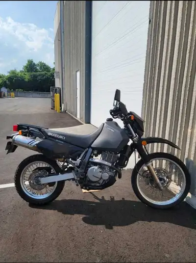 Perfect condition. Comes with different accessories. Selling because I'm moving.