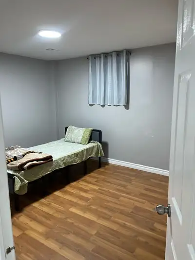 Room for Rent - Gore and Cottrelle