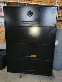 metal 4 doors cabinet with safe