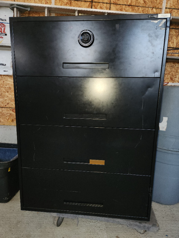 metal 4 doors cabinet with safe in Storage & Organization in Ottawa