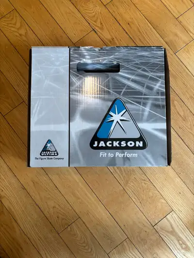 Women’s Jackson Mystique Figure Skates, Size 7.5, View more