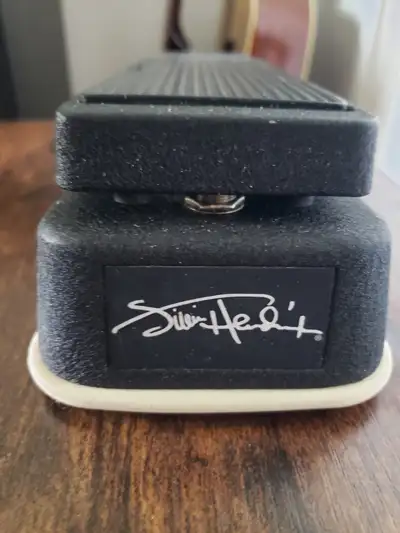 Dunlop Jimi Hendrix Signature Cry Baby Wah, View more