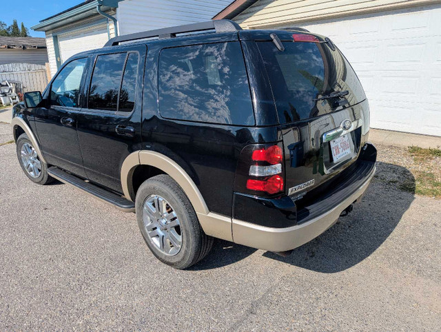2010 Ford Explorer Eddie Bauer 4.0 in Cars & Trucks in Calgary - Image 3