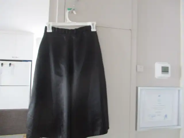 souliers et sacs et robes de soirée in Women's - Shoes in Québec City - Image 9