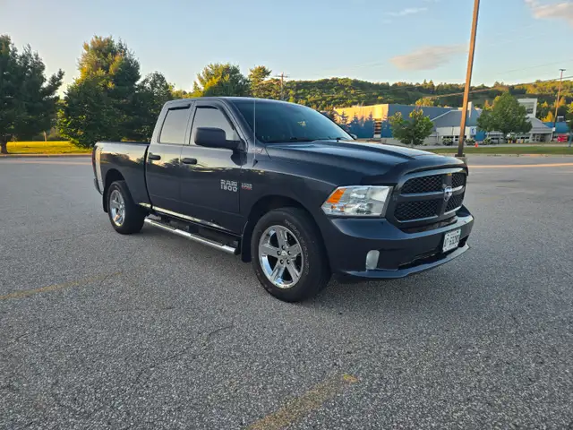 2017 Dodge RAM 4x4 65KM576493246376192001