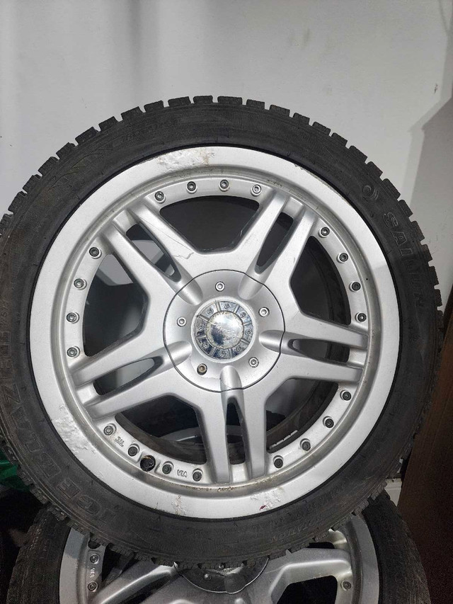 Winter tire/rims set 225/45/17 take off from Ford fussion  in Tires & Rims in Calgary
